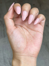 Load image into Gallery viewer, Short Almond Soft Gel 500 Pieces Full Cover Nail Tips