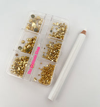 Load image into Gallery viewer, 6 Grids Pearls Gold White Black Nail Charms Art Decoration