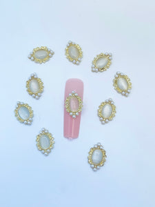 Round Frame Photo 3D Nail Alloy Charms