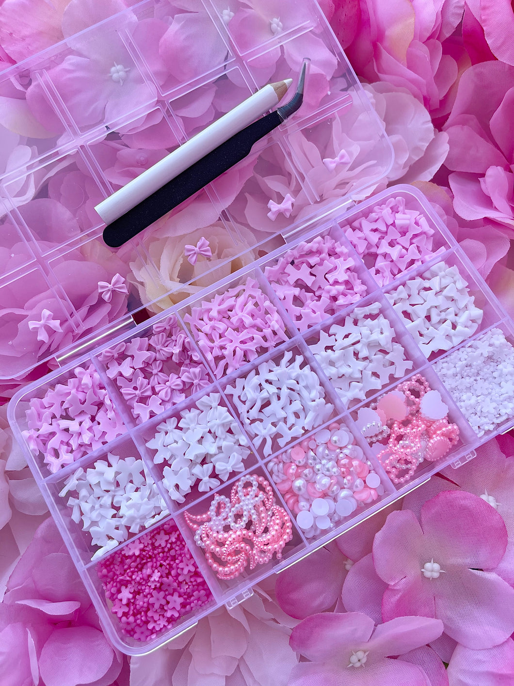 15 grids Mixed Bows Flowers Hearts 3D Nail Charms