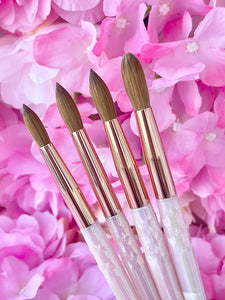 100% Kolinsky Pink Nail Brush