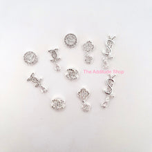 Load image into Gallery viewer, L Flower Dangling Gold Zircon 3D Nail Charms (5 Pieces)
