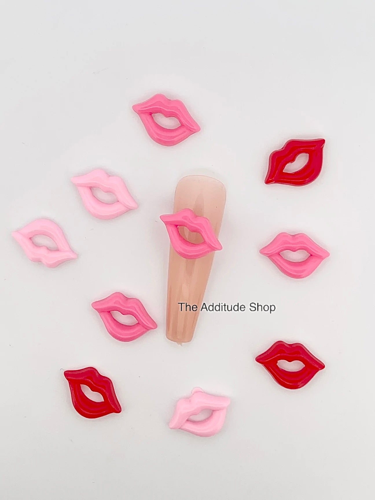 Pouchy Lips 3D Valentine's Nail Charms-10 Pieces – The Additude Shop
