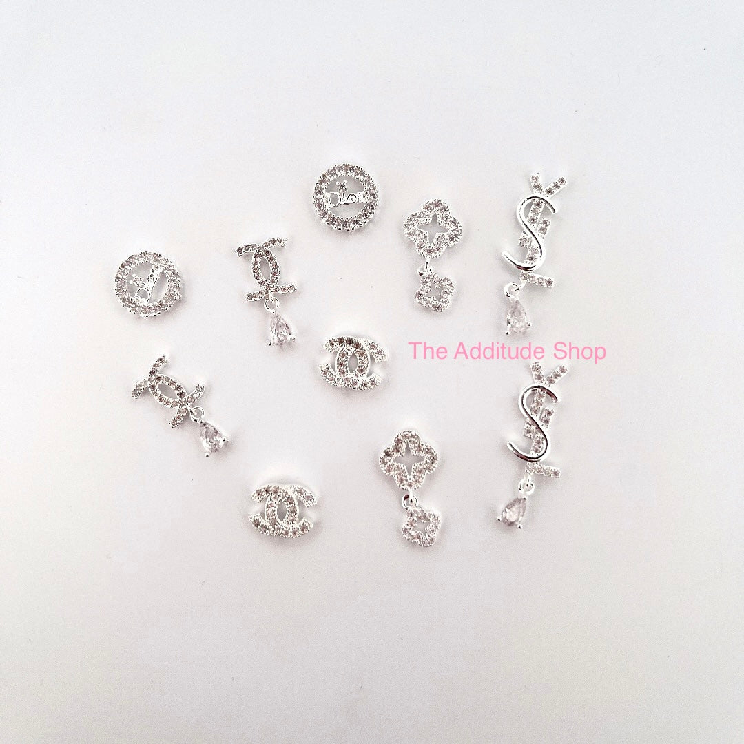 XEAOHESY 30pcs 3D Gold Silver Crown Nail Charms Nail Crown Charms