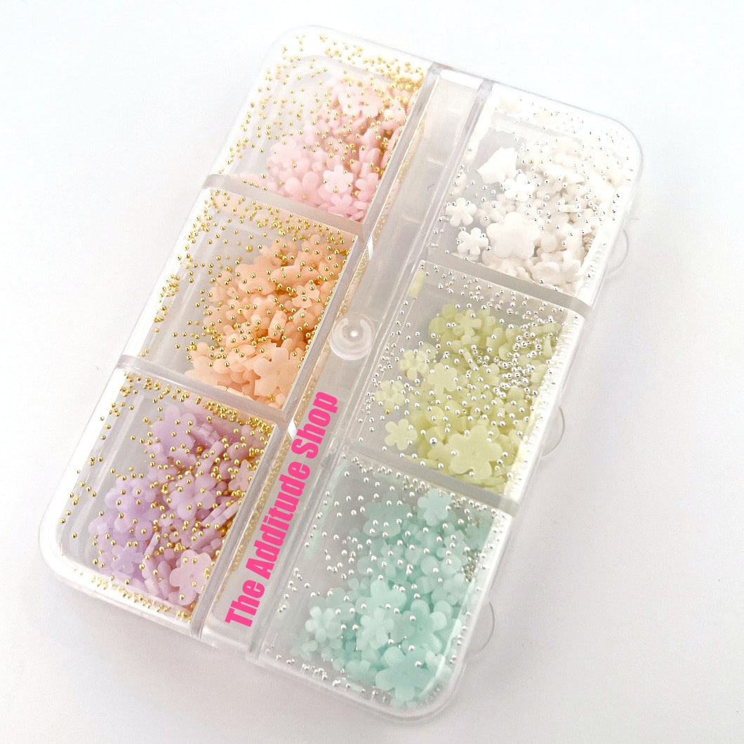 6 Grids PASTEL Resin Flowers Nail Charms