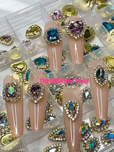 Load image into Gallery viewer, Fancy Nail Gems Rhinestones Box (96 Pieces)
