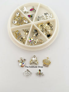 24 Pieces Mixed Crown Nail Charms