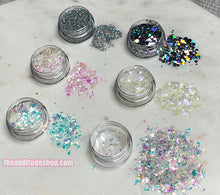 Load image into Gallery viewer, 6 Containers of Mixed Nail Glitters
