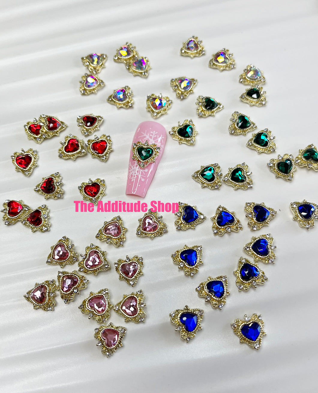 Vintage Heart 3D Nail Charms (10 Pieces)