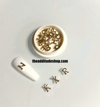 Load image into Gallery viewer, 26 Letters 3D Nail Charms
