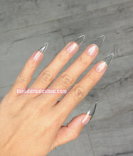 Load image into Gallery viewer, Medium Stiletto Soft Gel 500 Pieces Full Coverage Nail Tips
