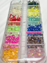 Load image into Gallery viewer, Flatback Colorful Nail Rhinestones

