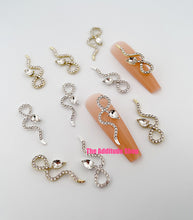 Load image into Gallery viewer, Oversize Snake #2 3D Nail Charms-5PCS
