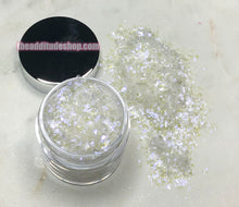 Load image into Gallery viewer, 1 oz Iridescent Chunky Mix Nail Glitters-Purple

