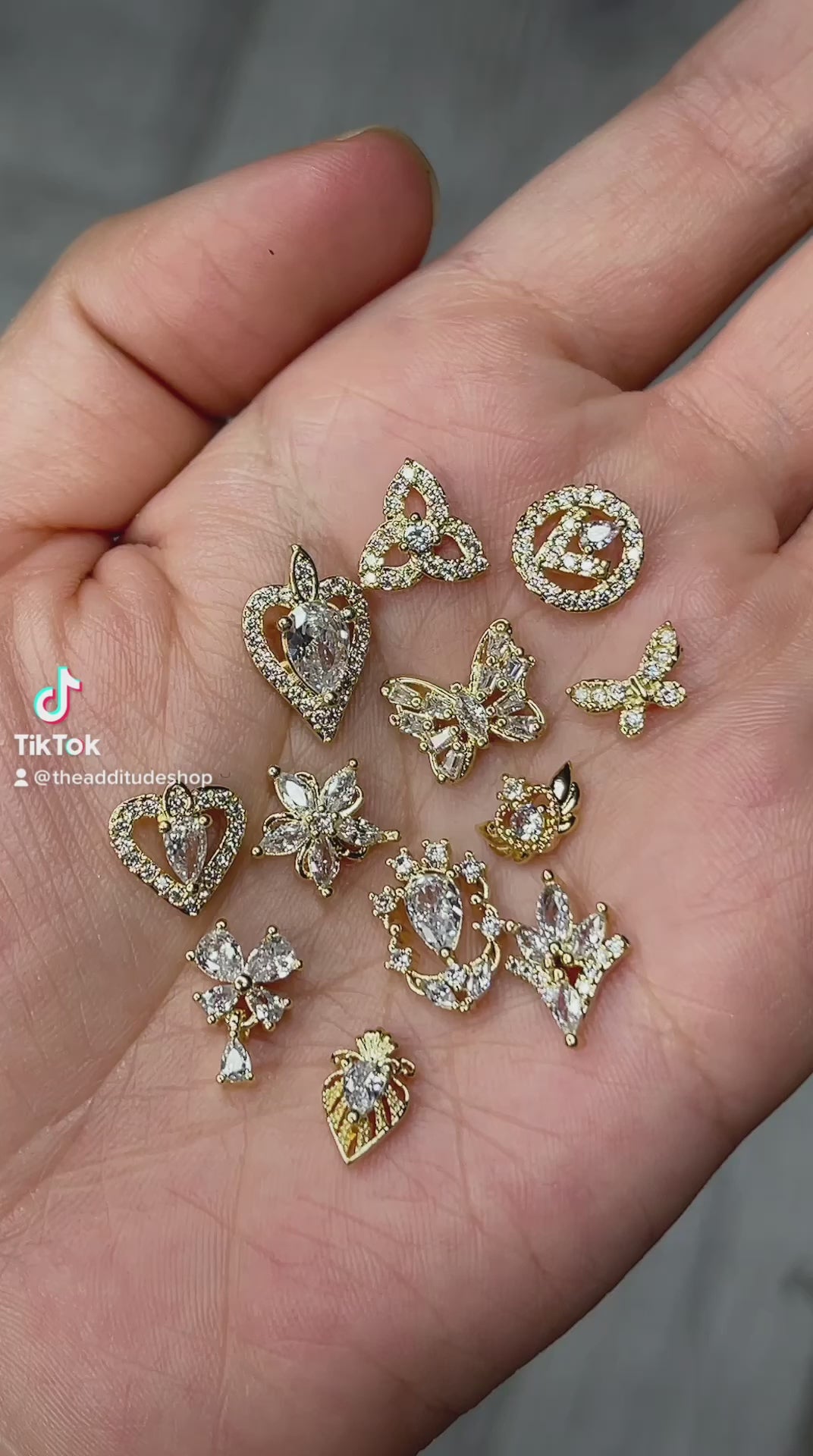 Dangling C Gold Zircon 3D Nail Charms (5 Pieces) – The Additude Shop